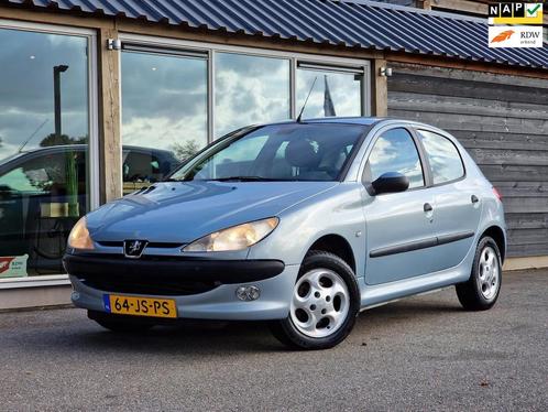 Peugeot 206 1.4 Gentry (Automaat  5 Deurs  Climate  76 dk