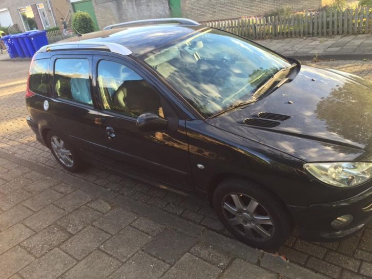 Peugeot 206 1.4 SW 2006 Zwart