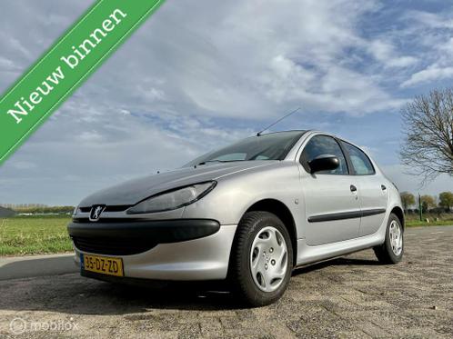 Peugeot 206 1.4 XR, APK Nov 2023, Nwe distr.riem, PDC, Leer