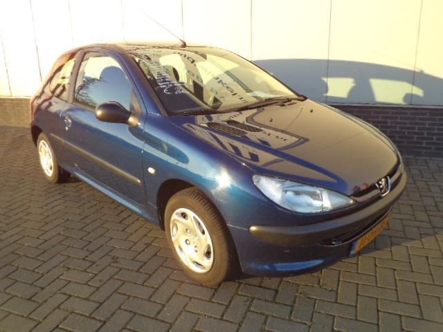 Peugeot 206 1.4 XT Automaat 84016 km Stuurbekr