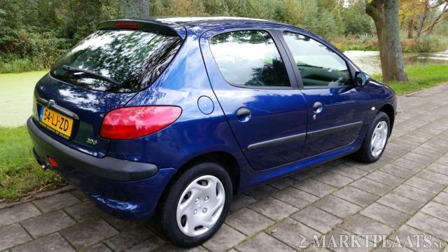 Peugeot 206 1.4i XT 5drs I APK nw afl N A P I bj 2003 I Electr ramen Stuurbekr CV CD-speler stuurbed I DB-riem verv