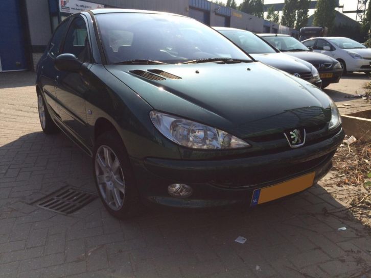Peugeot 206 1.6-16V 2003, Aotomaat