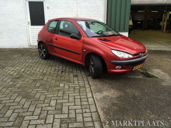 Peugeot 206 1.6-16V XS Nieuwe APK Inruil mogelijk 