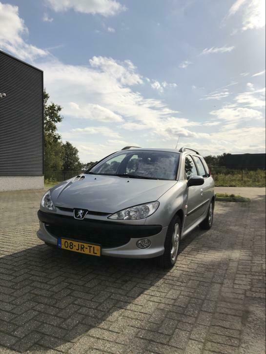 Peugeot 206 1.6 SW - 76.000km - nieuwe APK