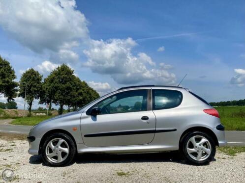 Peugeot 206 1.6 XS, Zuinige en Nette Auto, APK Jul 2022