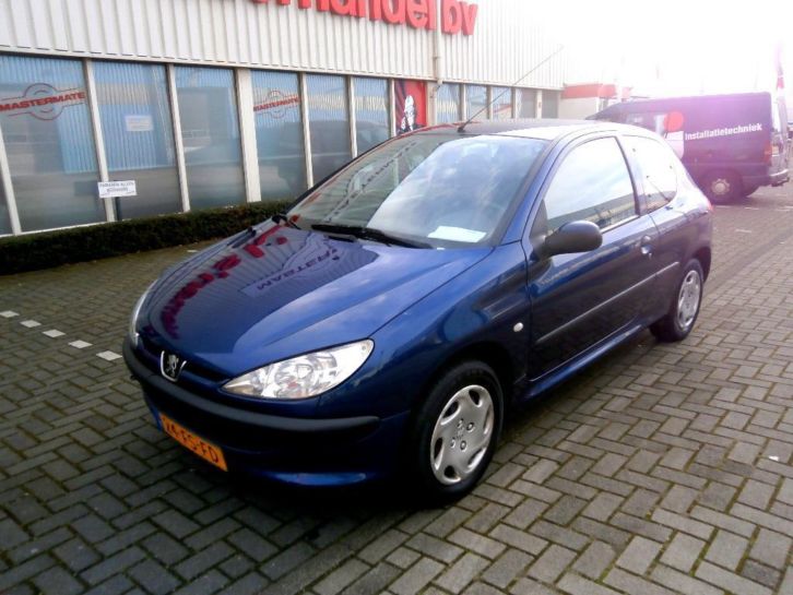 Peugeot 206 1.9 XND 3D 2000 Blauw NAP