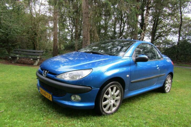 Peugeot 206 2.0 16V CC 2001 Blauw