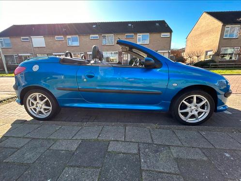 Peugeot 206 2.0 16V CC 2002 Blauw