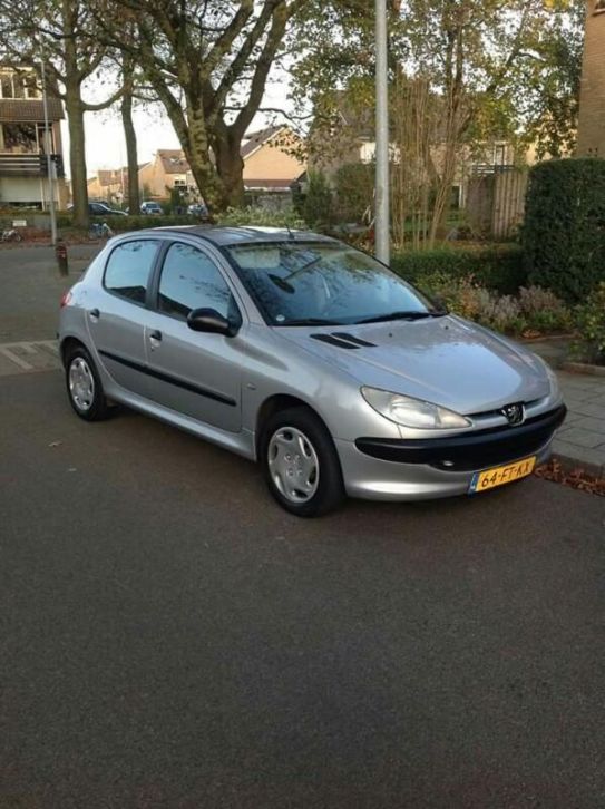 Peugeot 206 