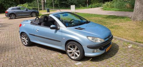 Peugeot 206 CC 1.6 16V 2002 Grijs cabrio