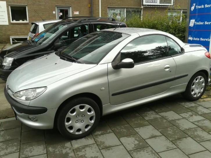 Peugeot 206CC 1.6 16V Cabrio 