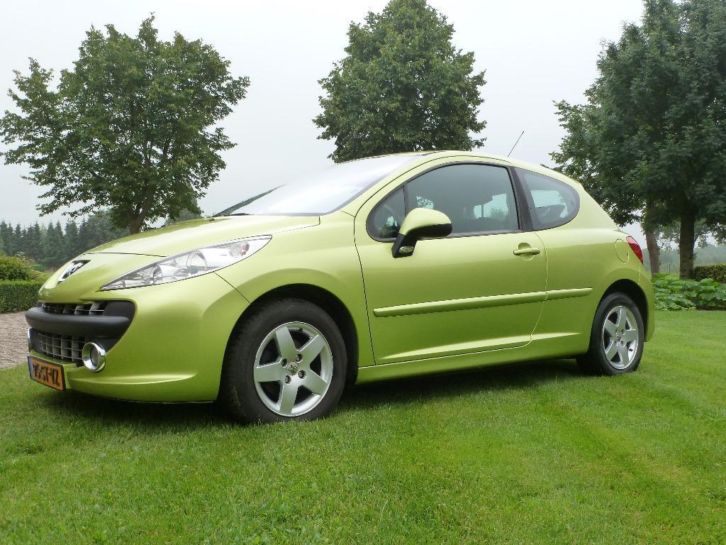 Peugeot 207 1.4 16V 3DRS 2006 Geel