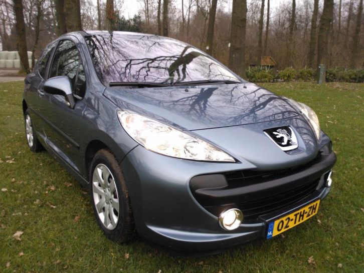 Peugeot 207 1.4 16V 3DRS 2006 Grijsblauw metallic 145000km