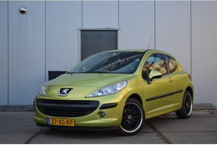 Peugeot 207 1.4-16V Color-line (bj 2007)