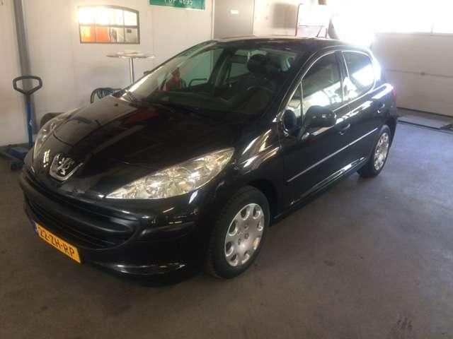 Peugeot 207 1.4 VTi XR