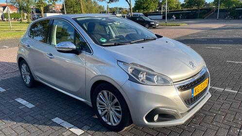 Peugeot 208 1.2 PureTech Allure VTI 60KW82PK 5-D 2016 Grijs