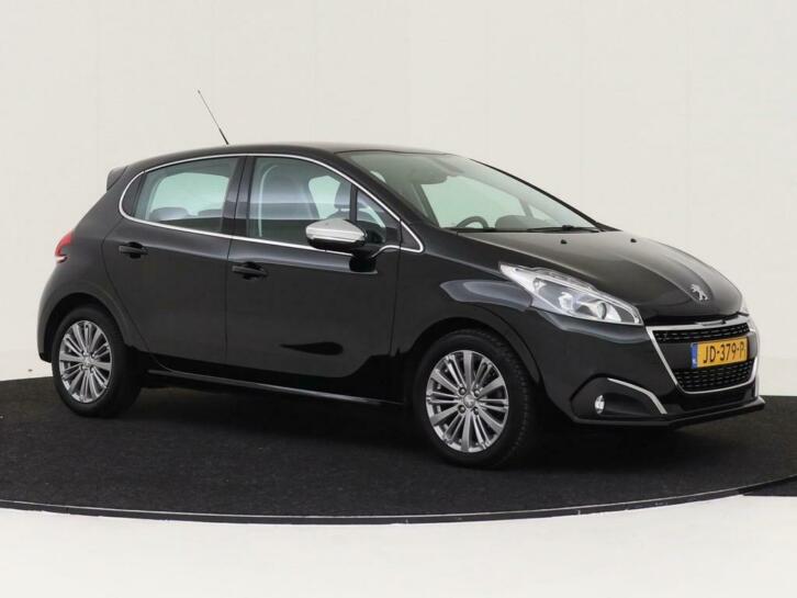 Peugeot 208 1.2 PureTech Blue Lease Executive NAVIGATIE CLIM