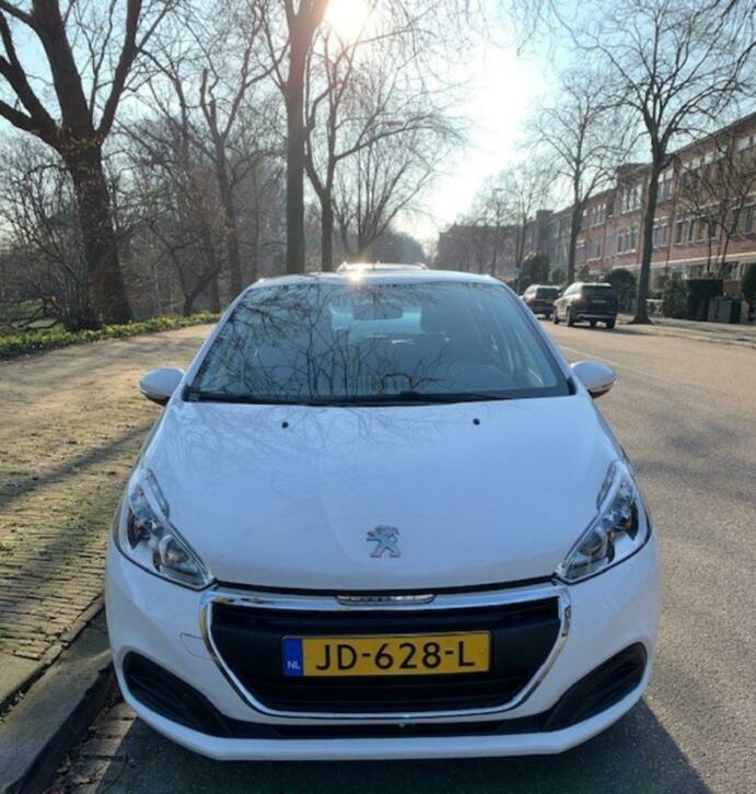 Peugeot 208 1.2 VTI 60KW 5-D 2-TR 2016 Wit