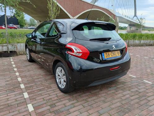 Peugeot 208 1.2 VTI 60KW82PK 3-D 2012 Zwart