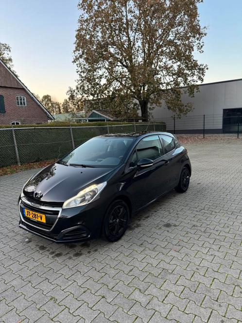 Peugeot 208 1.2 VTI 60KW82PK 3-D 2016 Zwart Airco