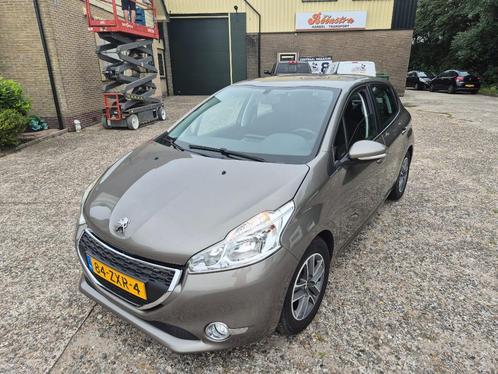 Peugeot 208 1.2 VTI 60KW82PK 5-D 2013 Grijs