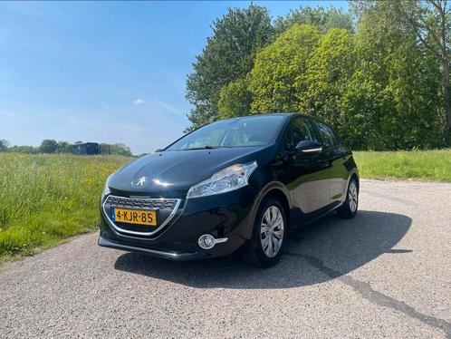 Peugeot 208 1.2 VTI 60KW82PK 5-D 2013 Zwart