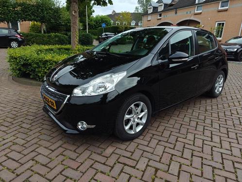 Peugeot 208 1.2 VTI 60KW82PK 5-D 2013 Zwart