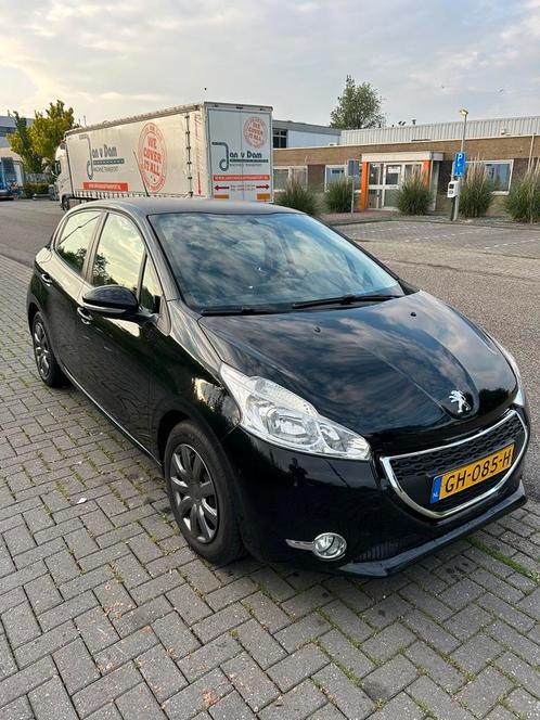 Peugeot 208 1.2 VTI 60KW82PK 5-D 2014 Zwart