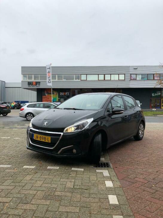 Peugeot 208 1.2 VTI 82PK 5-D 2016 Zwart