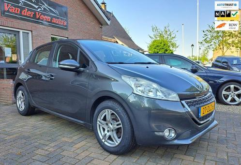 Peugeot 208 1.2 VTi Active. Nwe Distributieriem, 4 nwe bande