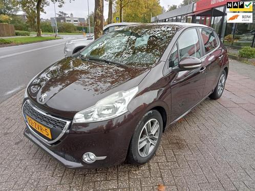 Peugeot 208 1.2 VTi ActiveNAVICRUISE CONTROLELEK. RAMENI