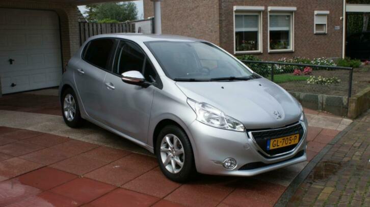 Peugeot 208 1.2 VTI .Style AircoNavi als nieuw 2015 NAP