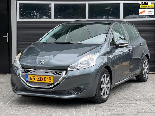 Peugeot 208 1.4 e-HDi Active Automaat, Navi, Airco, NAP