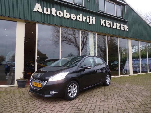 Peugeot 208 1.4 e-HDi Blue Lease automaat,navi,parkeers 