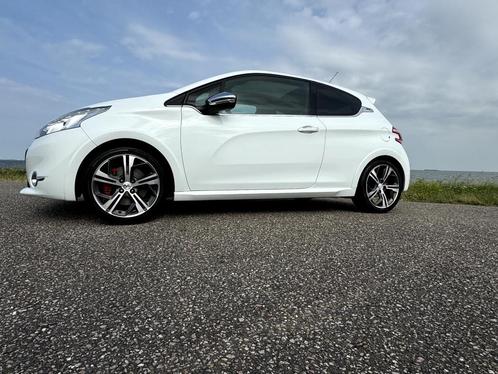 Peugeot 208 1.6 GTI 147KW 3-D 2013 Wit Zeer goed onderhouden