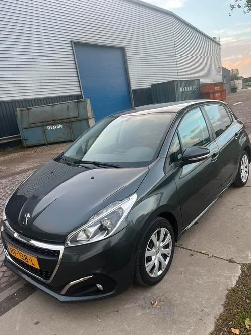 Peugeot 208 1.6 HDI 73KW 5-D 2015 Grijs