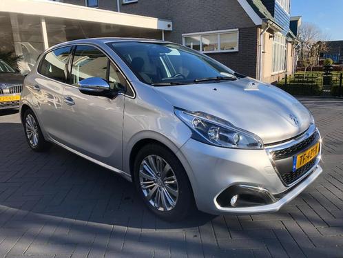 Peugeot 208 1.6 HDI 74KW BLUE LEASE EXECUTIVE