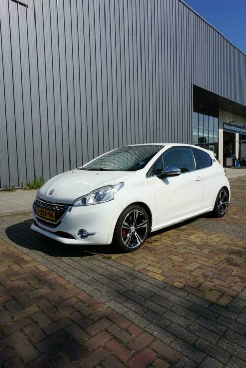 PEUGEOT 208 1.6 THP GTi  200PK  bj2013  TOP AUTO