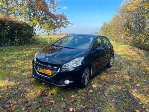 Peugeot 208 (ENVY) 1.2 VTI 60KW82PK 5-D 2014 Zwart