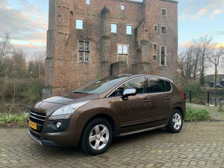 Peugeot 3008 2.0 HDiF HYbrid4 B.L NAVIGATIE, PDC, APK TM 11