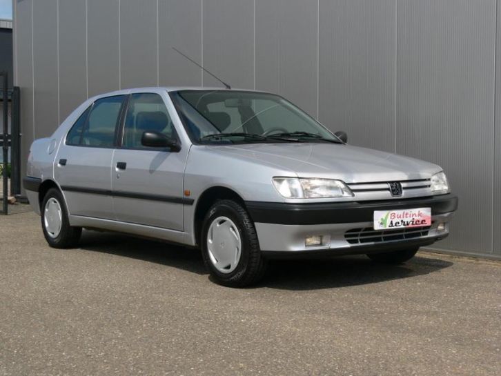 Peugeot 306 1.4 SR Belfort SDN 1996 Grijs