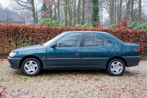 Peugeot 306 1.8 ST Belfort SDN AUT 1996 Groen