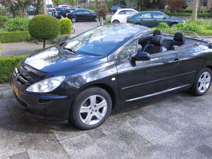 Peugeot 307 1.6 16V CC 2005 Zwart, Airco, LEER, Stoelverw.