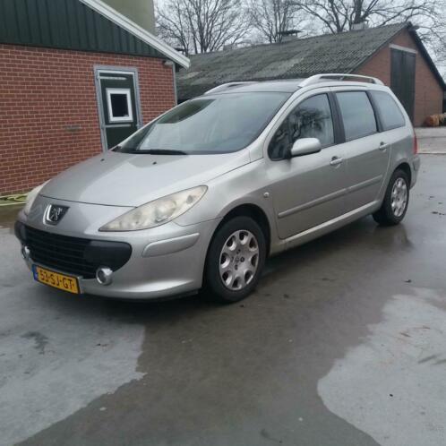 Peugeot 307 1.6 16V SW AUT met trekhaak