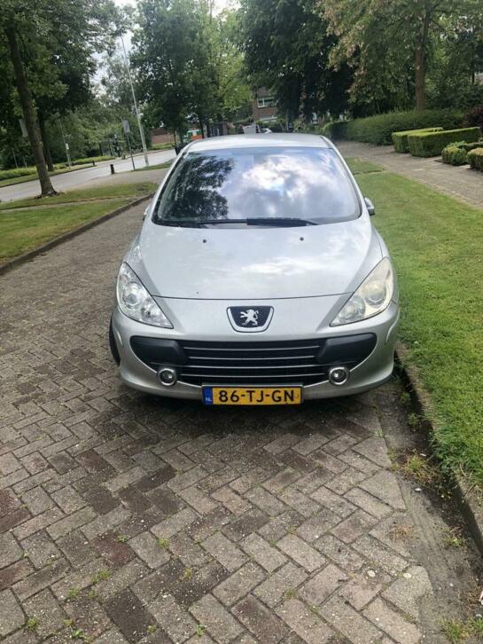 Peugeot 307 1.6 HDI 80KW 5DR 2006 Grijs APK mei 2021