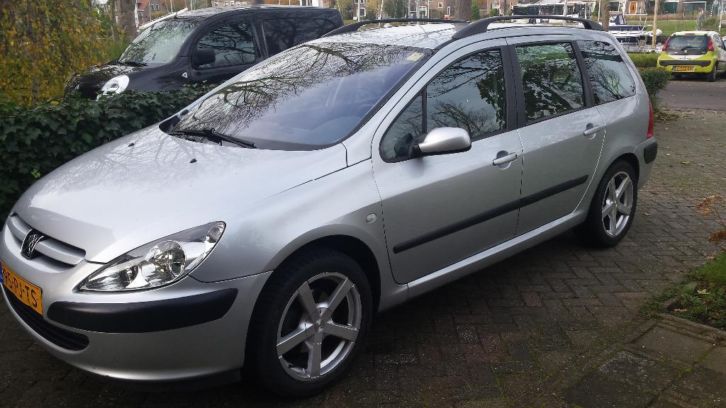 Peugeot 307 2.0 HDI 2004 INRUILPRIJS TOT DI 25-11 zie