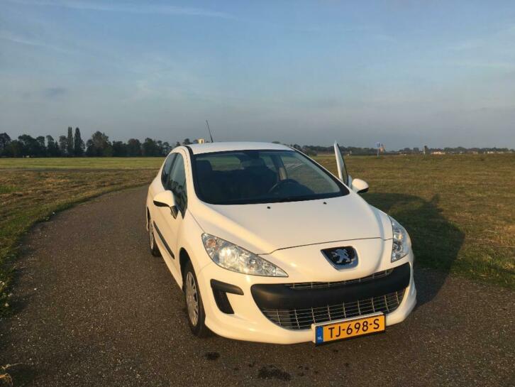 Peugeot 308 1.4 VTI 16V 3-DRS 2011 Wit