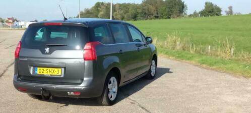 Peugeot 5008 156pk 7PL 2011 Panorama DVD afn Trekhaak