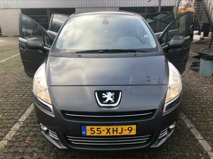 Peugeot 5008 1.6 THP 17 Aut6 2012 Grijs