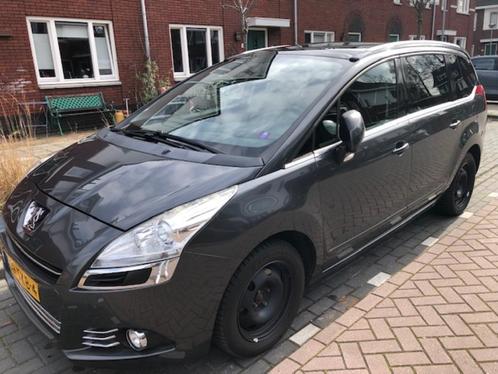 Peugeot 5008 1.6 THP 17 Aut6 2012 Grijs